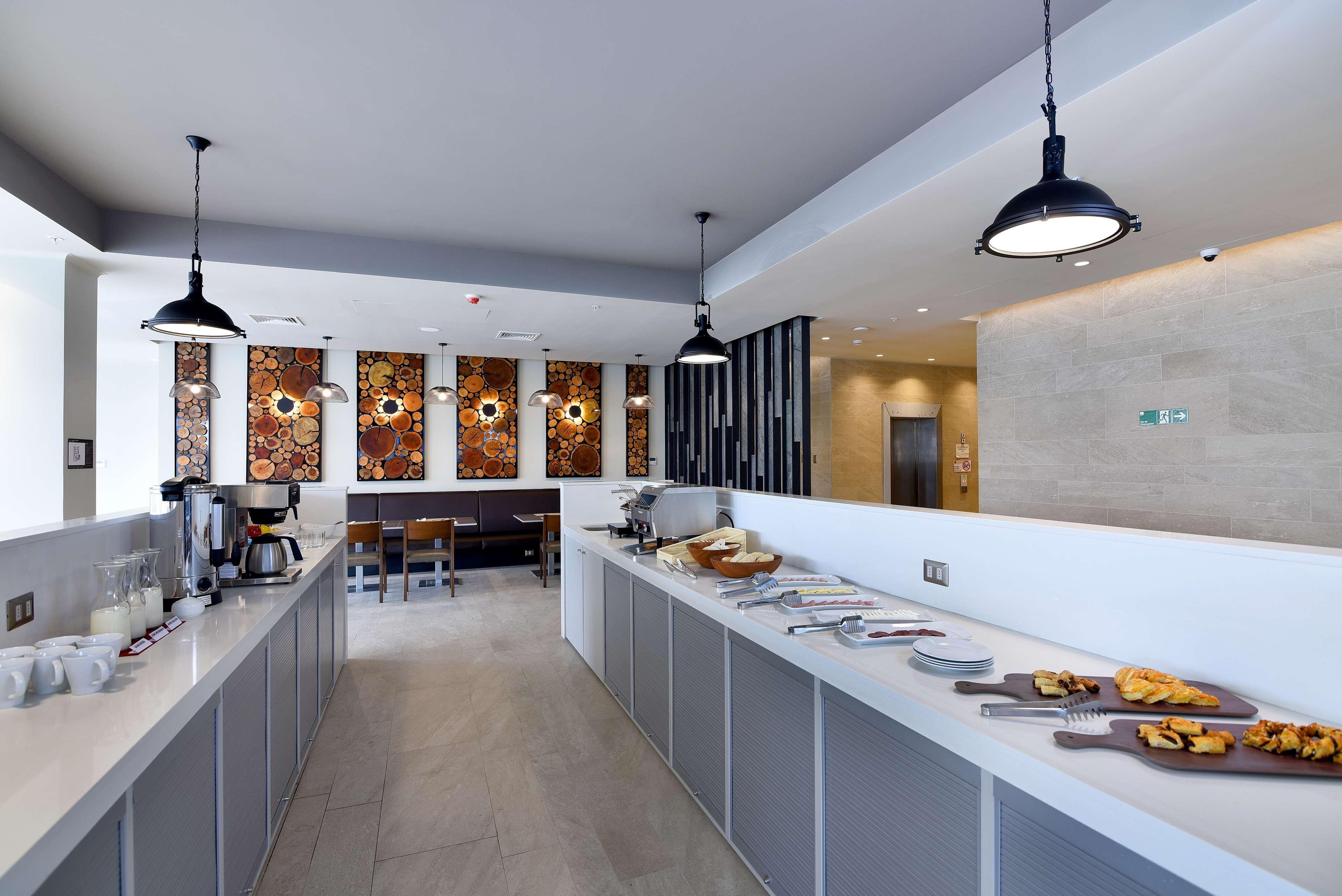 Best Western Ferrat تيموكو المظهر الخارجي الصورة