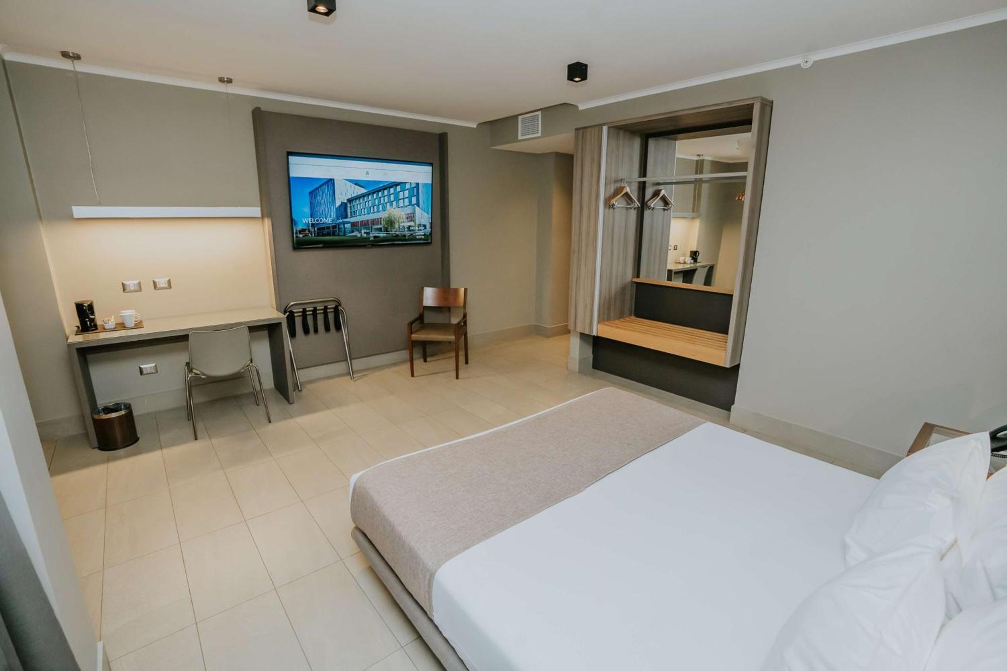 Best Western Ferrat تيموكو المظهر الخارجي الصورة